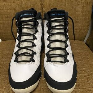 Air Jordan 9 Retro 'University Blue'